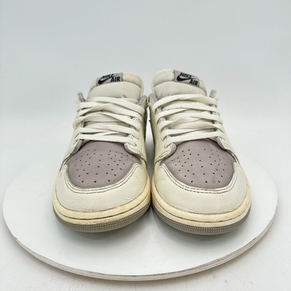 Nike Air Jordan 1 Retro Low Men Size 10 CZ0790-101 Atmosphere Grey White shoes - Picture 2 of 11